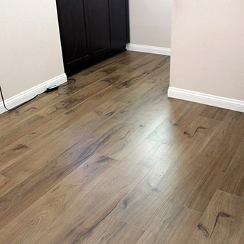 Lake Siskiyou Laminate Floor Tecsun 2