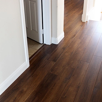 Majestic Mountain Oak Laminate Floor Tecsun 16