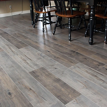 Maple Otello Handscraped Laminate Floor Be lAir 1