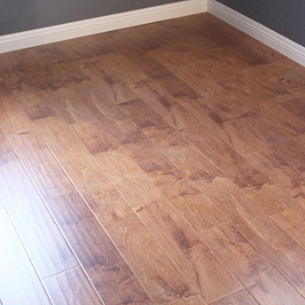 Maple Tuscany Laminate Floor Eastwood 1