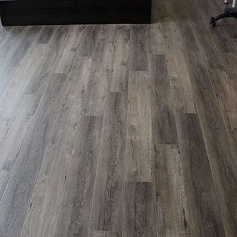 Medford Laminate Floor Ultimate 22