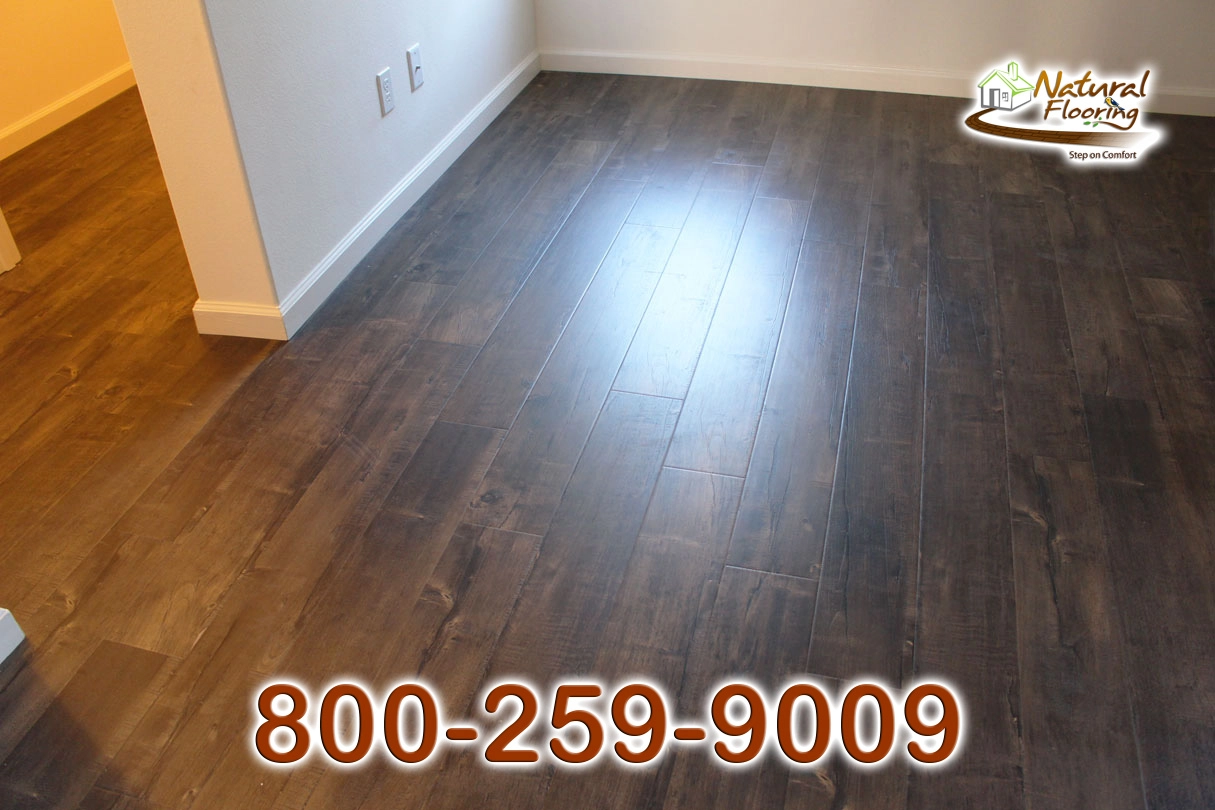 Metro Pecan Laminate Floor