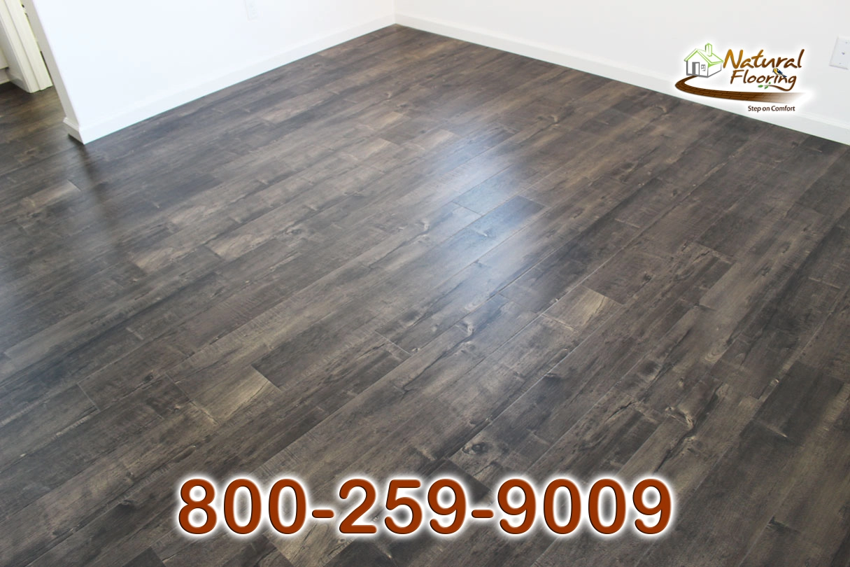 Metro Pecan Laminate Floor