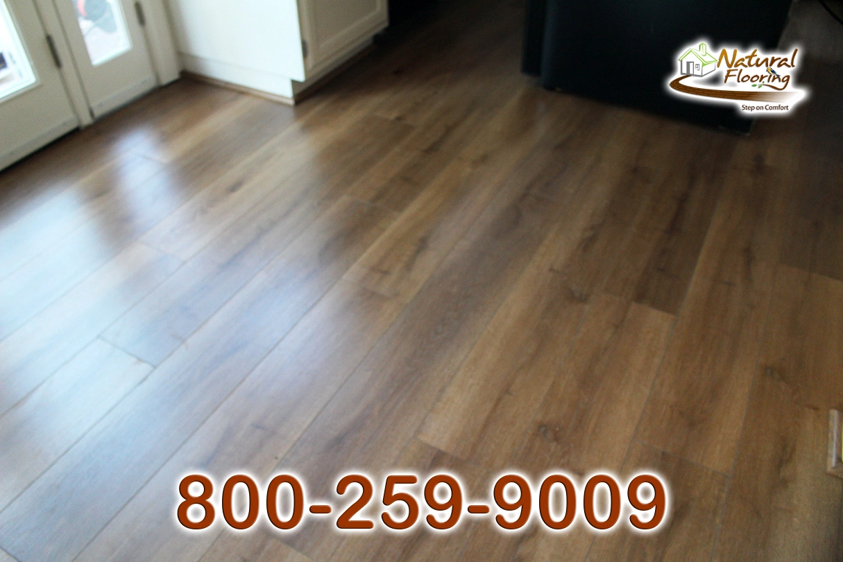 Oak E003 Laminate Floor