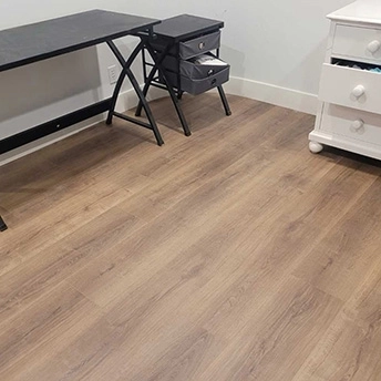 Parkview Laminate Floor Staymor 9 660559