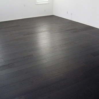UnknowBlackWoodFloor 2 785945