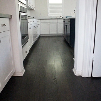UnknowBlackWoodFloor 9 936983