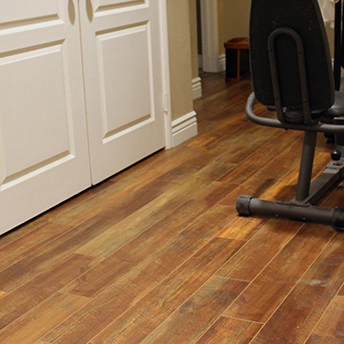 Red Ancient Pine Laminate Floor 7 954642