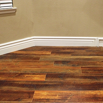 Red Ancient Pine Laminate Floor 9 171771