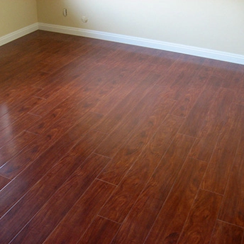 Ruby Birch Laminate Floor Meya 9