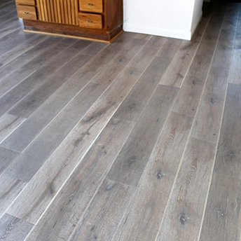 Saffron Laminate Floor Eternity 2 597646