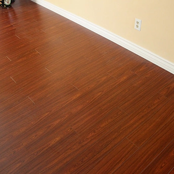 Santos Mahogan Laminate Floor Eastwood 9