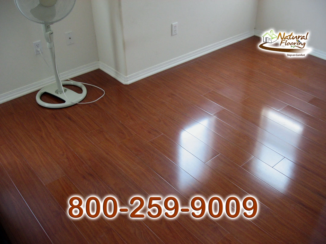 Santos Mahogan Laminate Floor