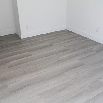 Siliver Lake Laminate Floor Staymor 37