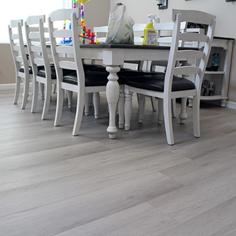 Siliver Lake Laminate Floor Staymor 42