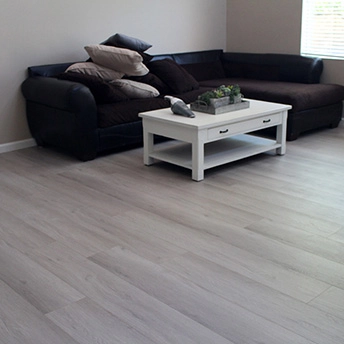 Siliver Lake Laminate Floor Staymor 48