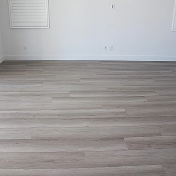 Siliver Lake Laminate Floor Staymor 9