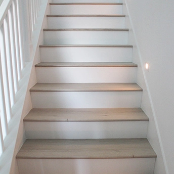 Siliver Lake Laminate Stairs Staymor 1