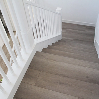 Siliver Lake Laminate Stairs Staymor 2
