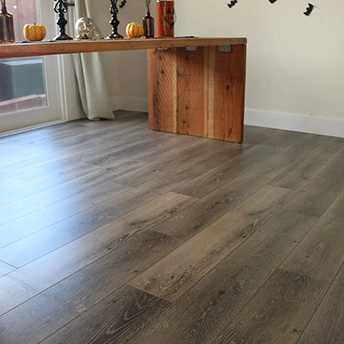 Smoking Grey Laminate Floor Eastwood 2
