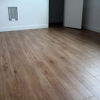 Spark Laminate Floor Garrison 8