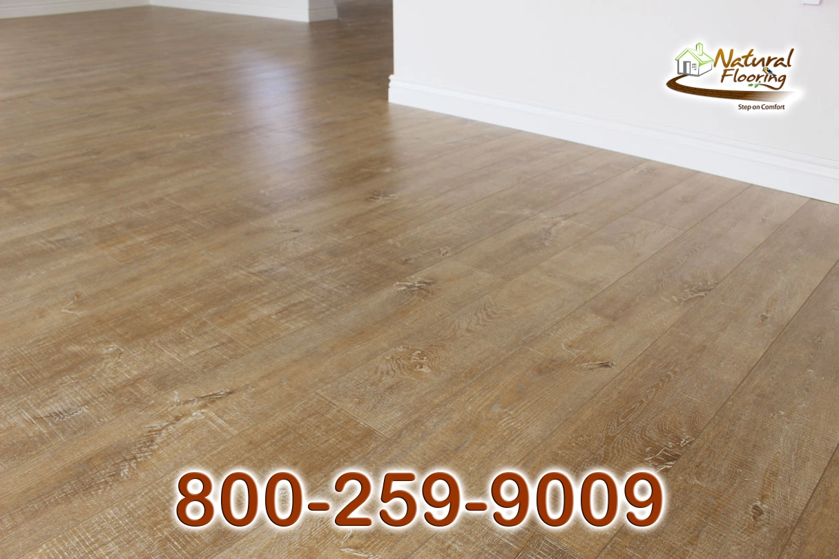 Trento Oak Laminate Floor