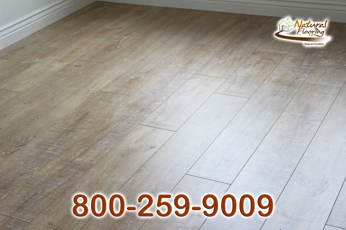 Trento Oak Laminate Floor