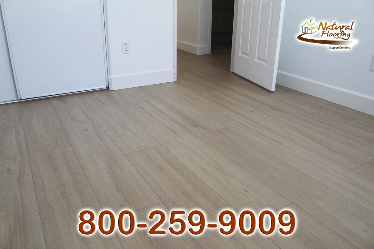 Vineyard European Oak Laminate Floor