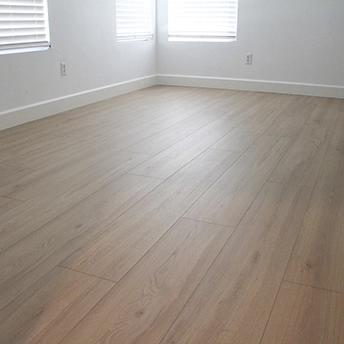 Vineyard Laminate Floor Staymor 9