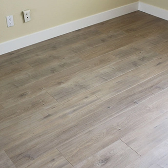 Vintage Laminate Floor Oasis 2