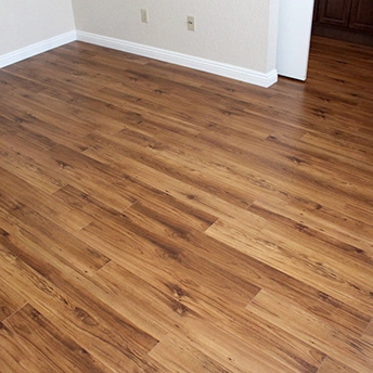 Vintage Pine Laminate Floor Garrison 17