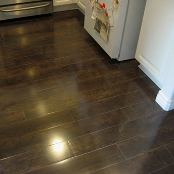 Walnut Cappuccino Laminate Floor Eastwood 2