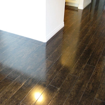 Walnut Cappuccino Laminate Floor Eastwood 4