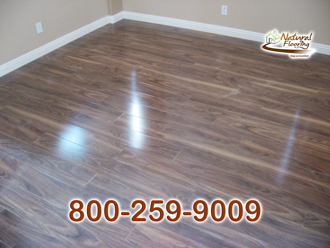 Walnut Laminate Floor
