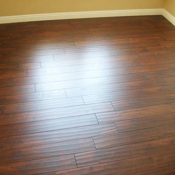 Whiskey Sapele Laminate Floor Eternity 13