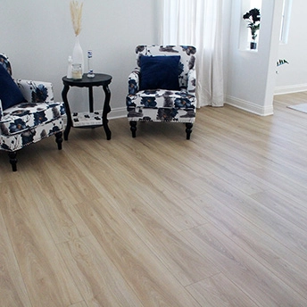 Woodland Laminate Floor Staymor 43