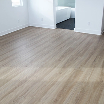 Woodland Laminate Floor Staymor 13