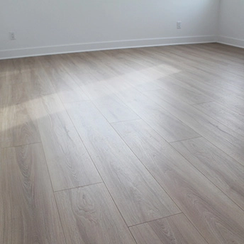 Woodland Laminate Floor Staymor 28
