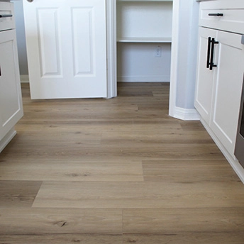 Homewood Waltz SPC Floor Lions 6