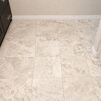 TrafficMasterWhiteMarbleVinylSheet 1 385613