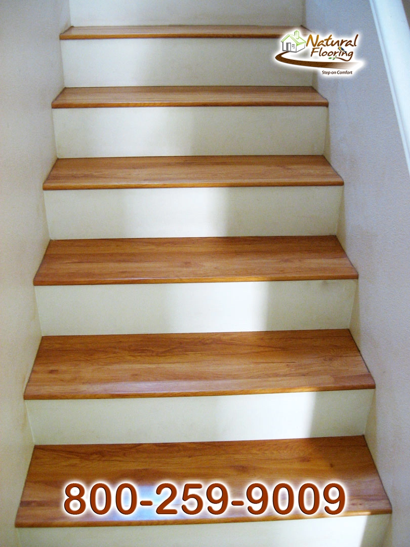 Closed Stairs, White Riser without Skirtboard