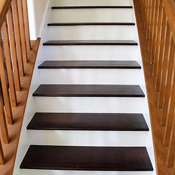 Maple Old English Handscraped Engineered Wood Stairs Oasis 1 405668