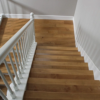 Maple Wheat Handscraped Engineered Wood Stairs Garrison 3 783388