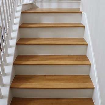Maple Wheat Handscraped Engineered Wood Stairs Garrison 4 990976