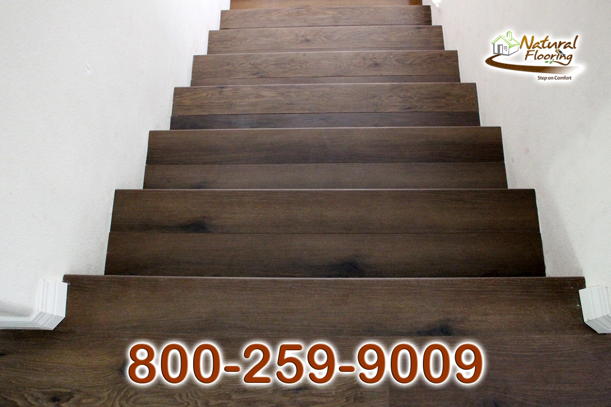 Closed Stairs, Floor Riser without Skirtboard