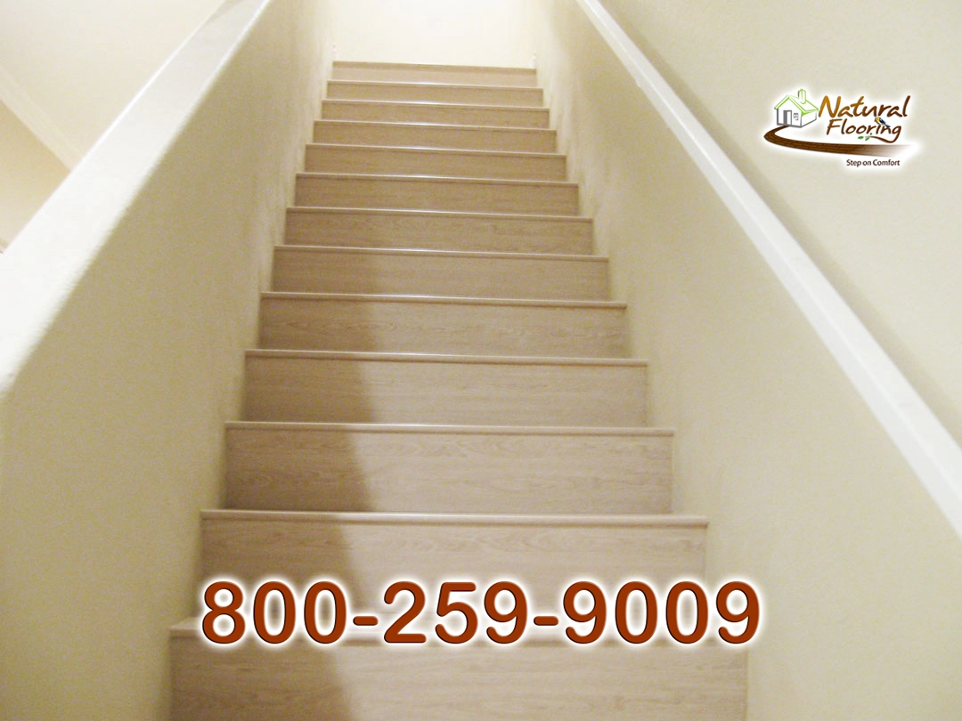 Closed Stairs, Floor Riser without Skirtboard