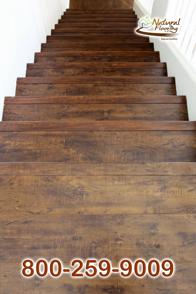 Closed Stairs, Floor Riser without Skirtboard