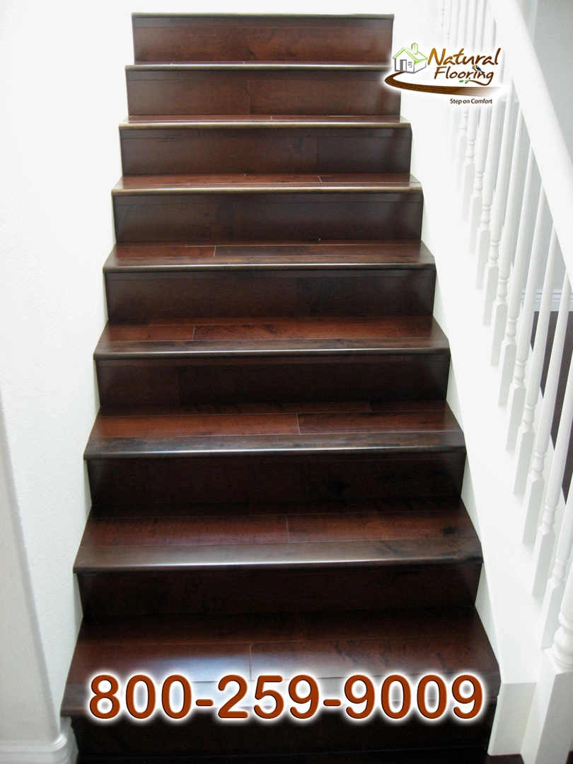 Closed Stairs, Floor Riser without Skirtboard