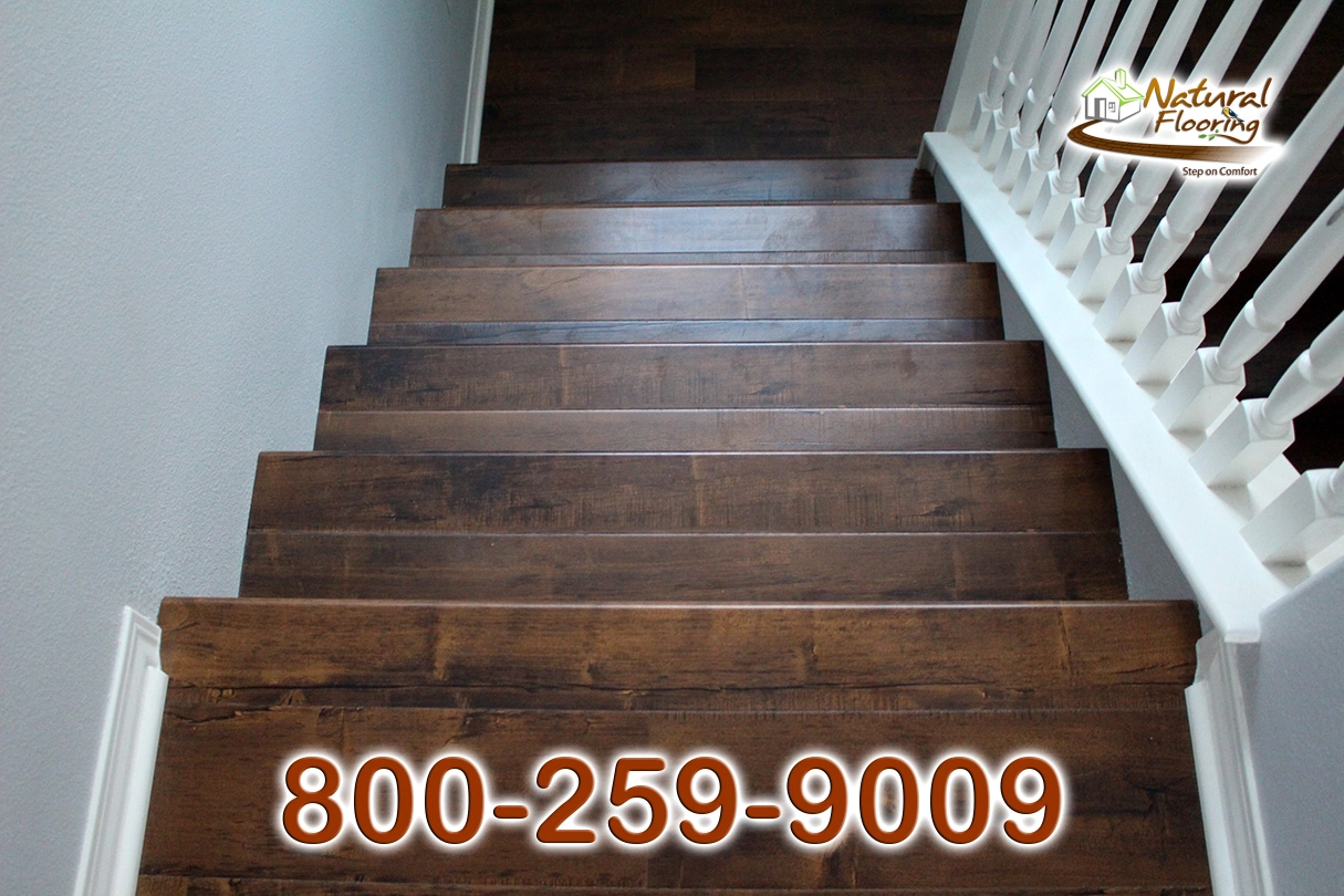 Closed Stairs, Floor Riser without Skirtboard