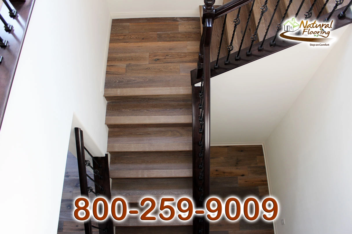 Closed Stairs, Floor Riser without Skirtboard
